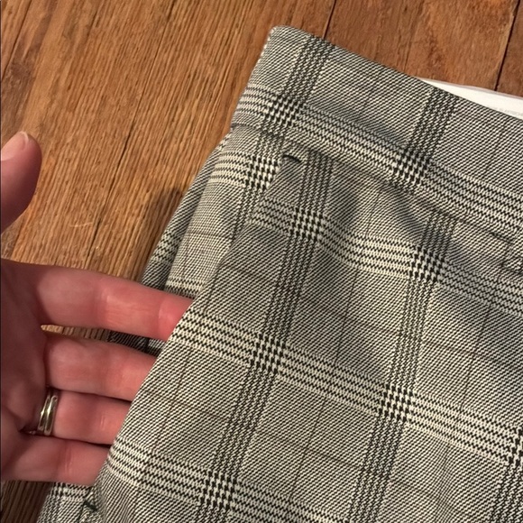 H&M Women's Gray Plaid Trousers - Picture 5 of 14